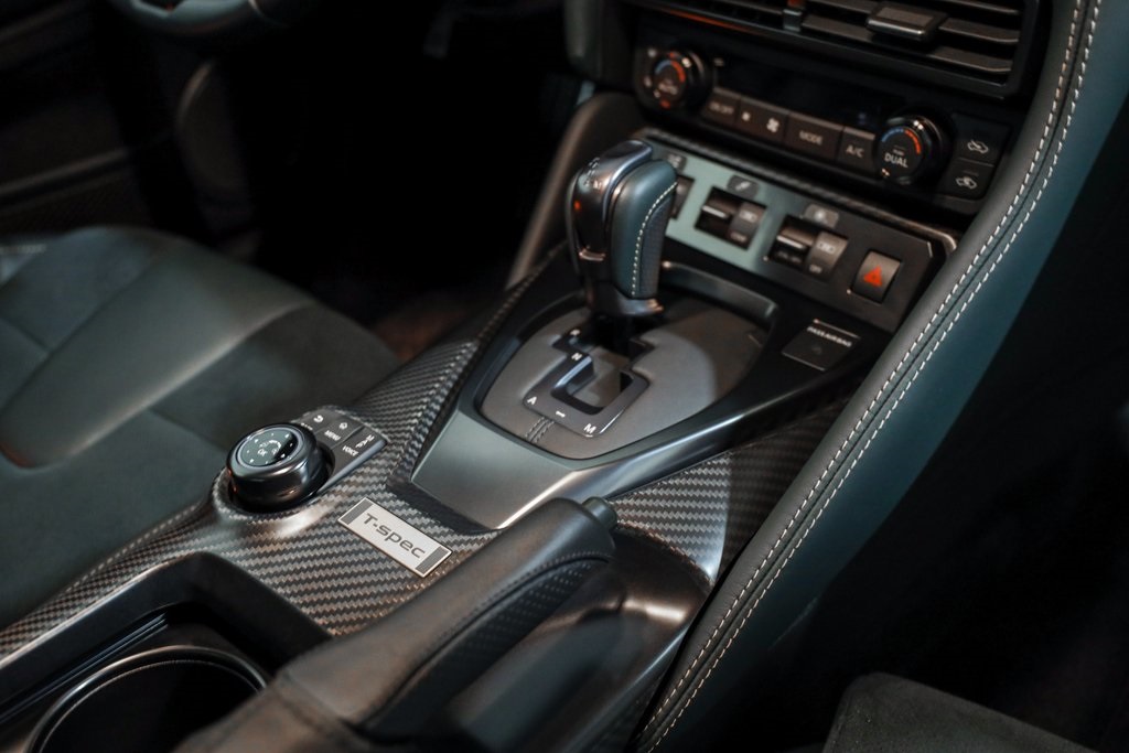 2021 Nissan GT-R Premium photo 25