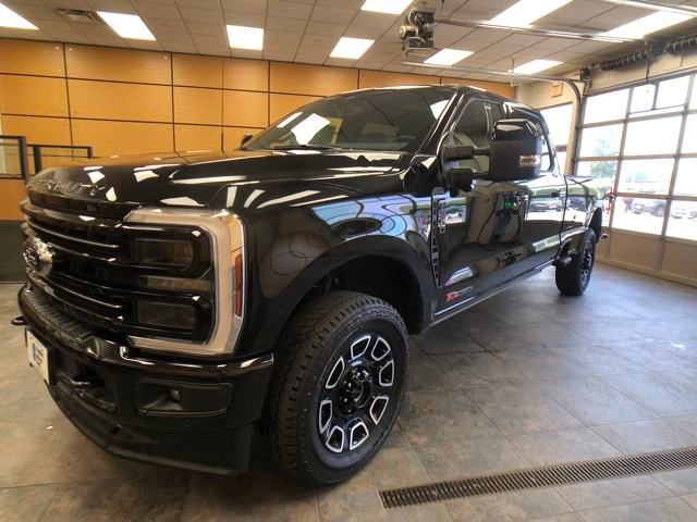2025 Ford F-350 Platinum photo 3
