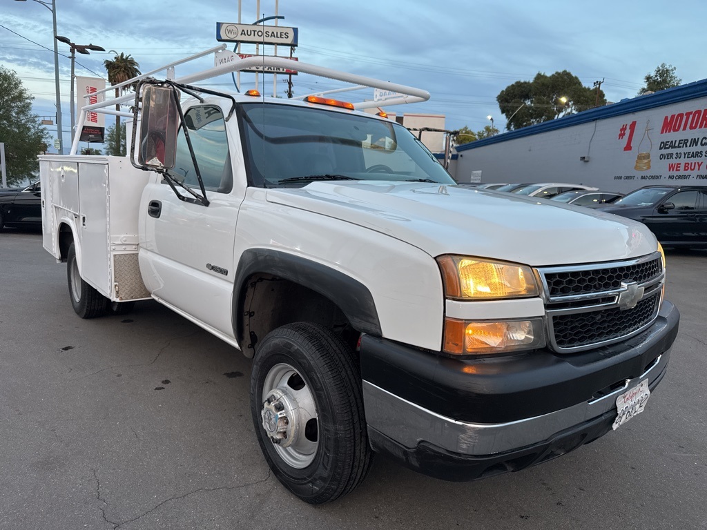 2007 Chevrolet Silverado Classic 3500 Chassis Cab Work Truck