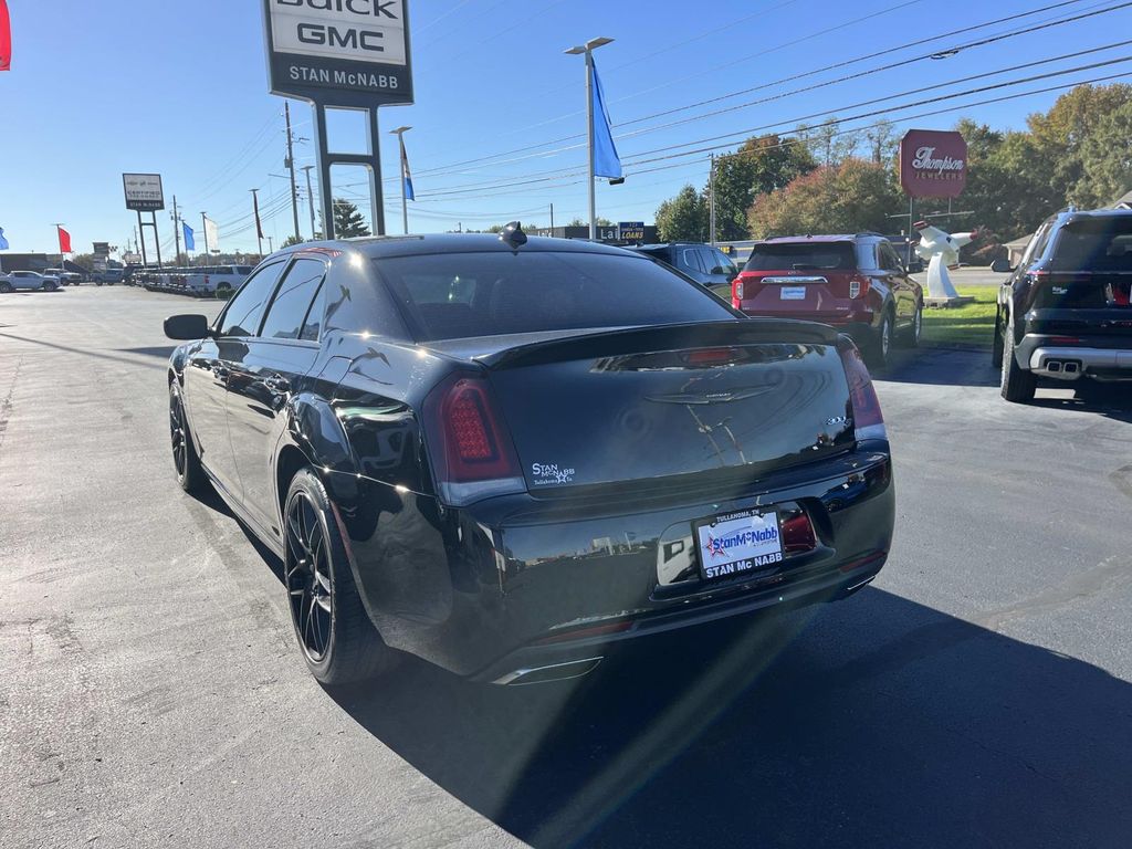 2020 Chrysler 300 S photo 2