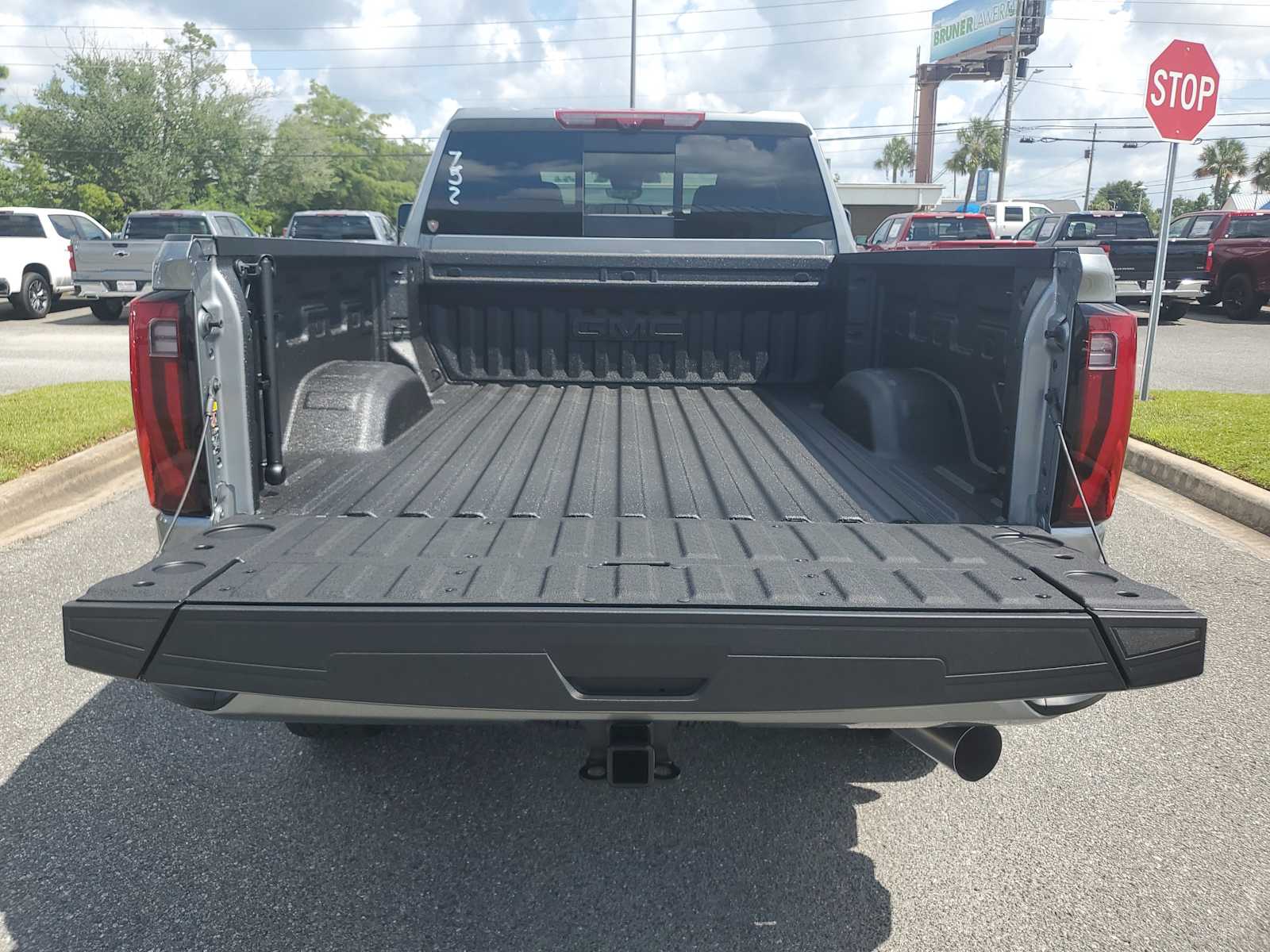 2025 Gmc Sierra 2500 HD Denali photo 28
