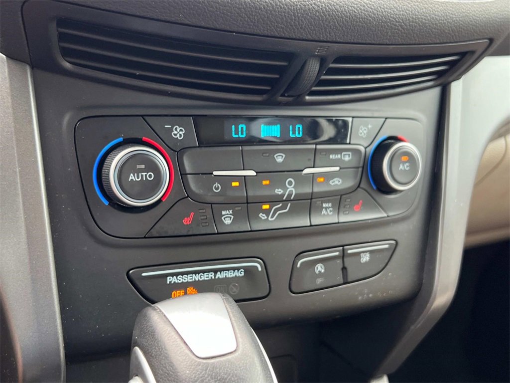 2019 Ford Escape SEL photo 18