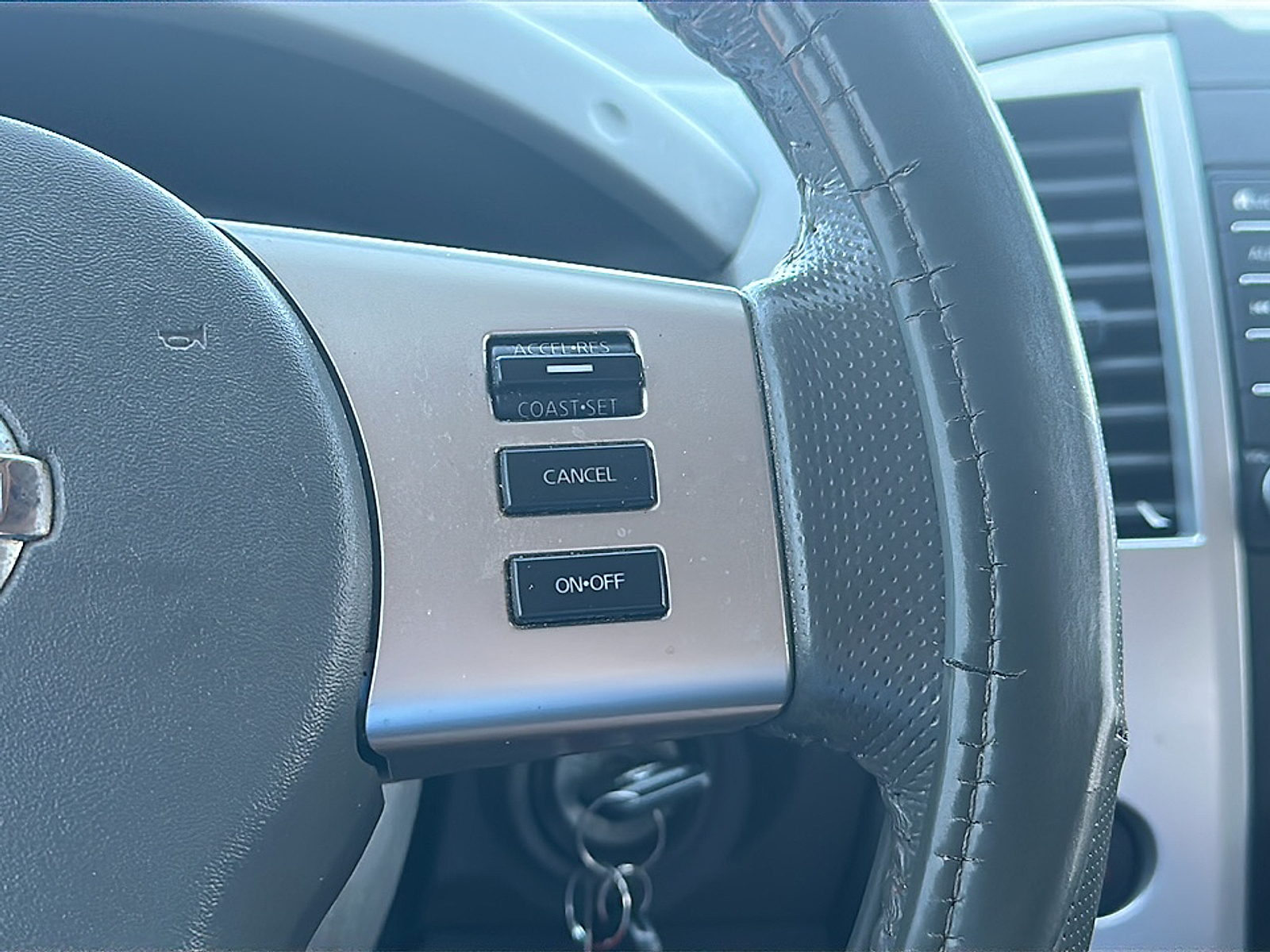 2019 Nissan Frontier SV photo 5
