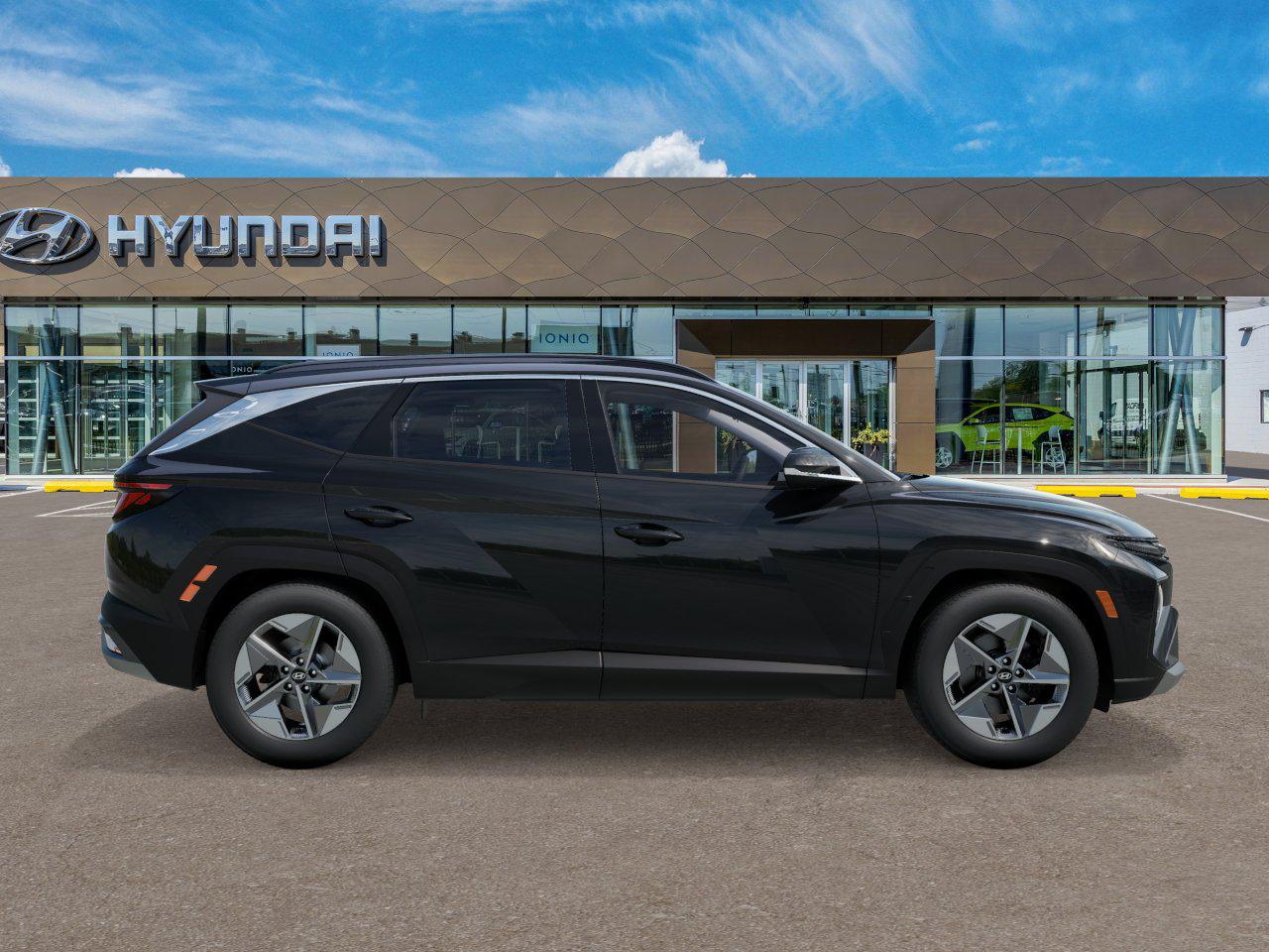 2026 Hyundai Tucson SEL photo 5