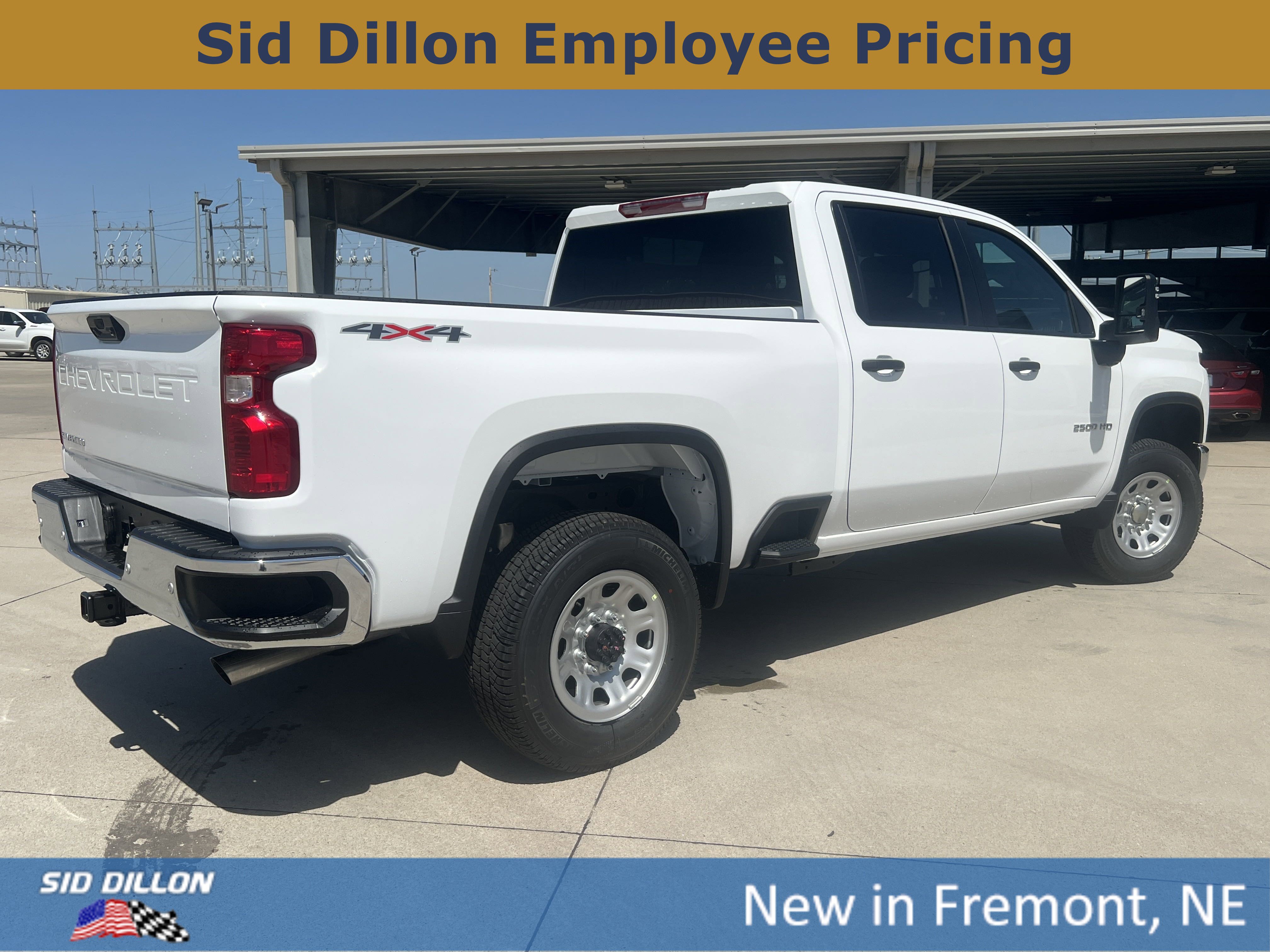 2025 Chevrolet Silverado 2500HD photo 2