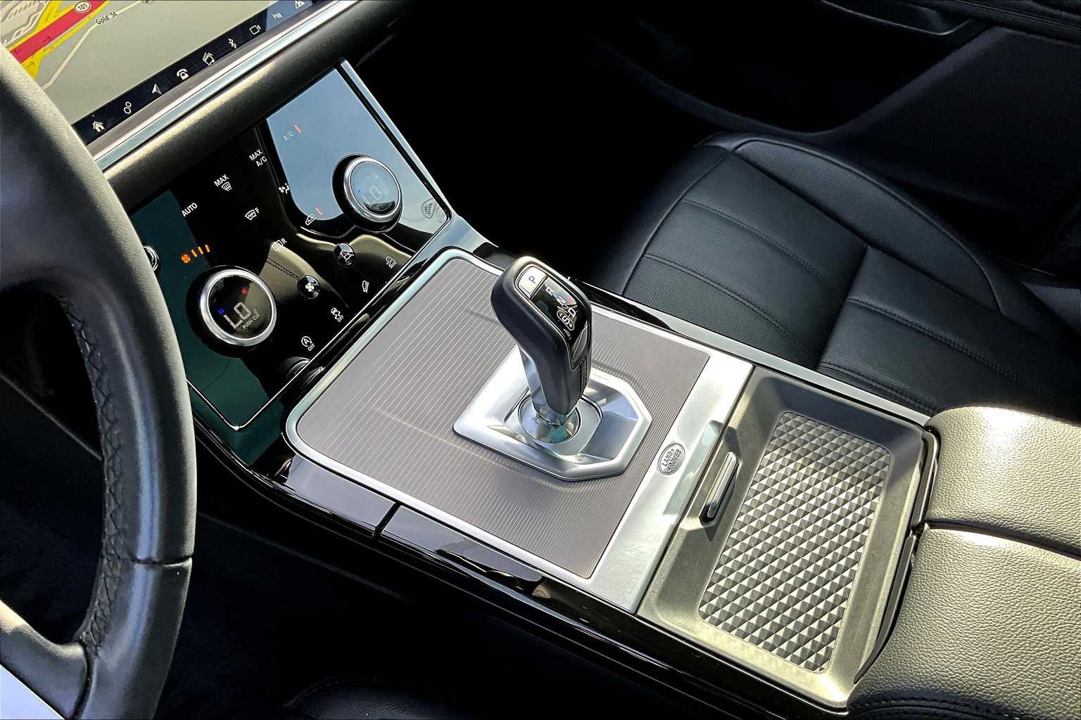2020 Land Rover Range Rover Evoque S photo 15