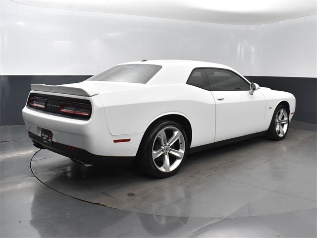 2018 Dodge Challenger R/T photo 15