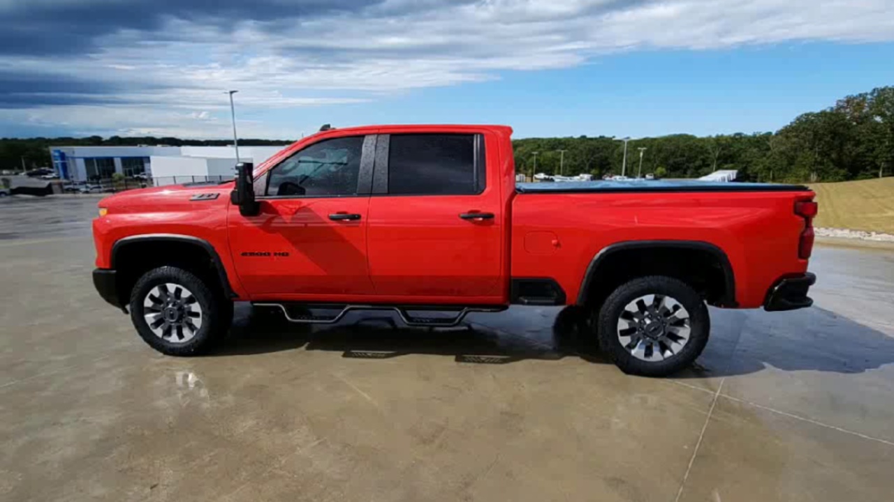 2024 Chevrolet Silverado 2500HD Custom photo 34