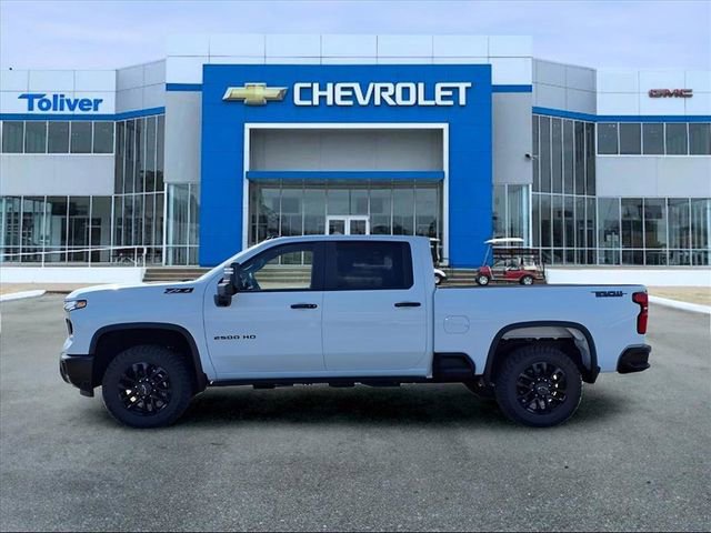 2026 Chevrolet Silverado 2500HD LT photo 4