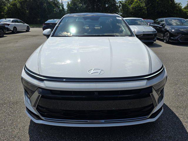 2025 Hyundai Sonata Hybrid Limited photo 8