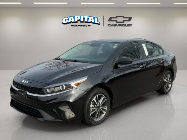 2023 Kia Forte LXS's photo