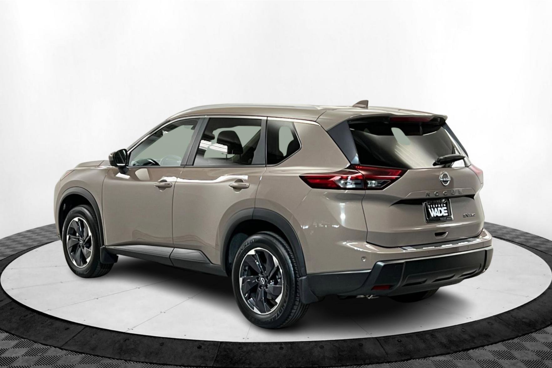 2024 Nissan Rogue SV photo 3