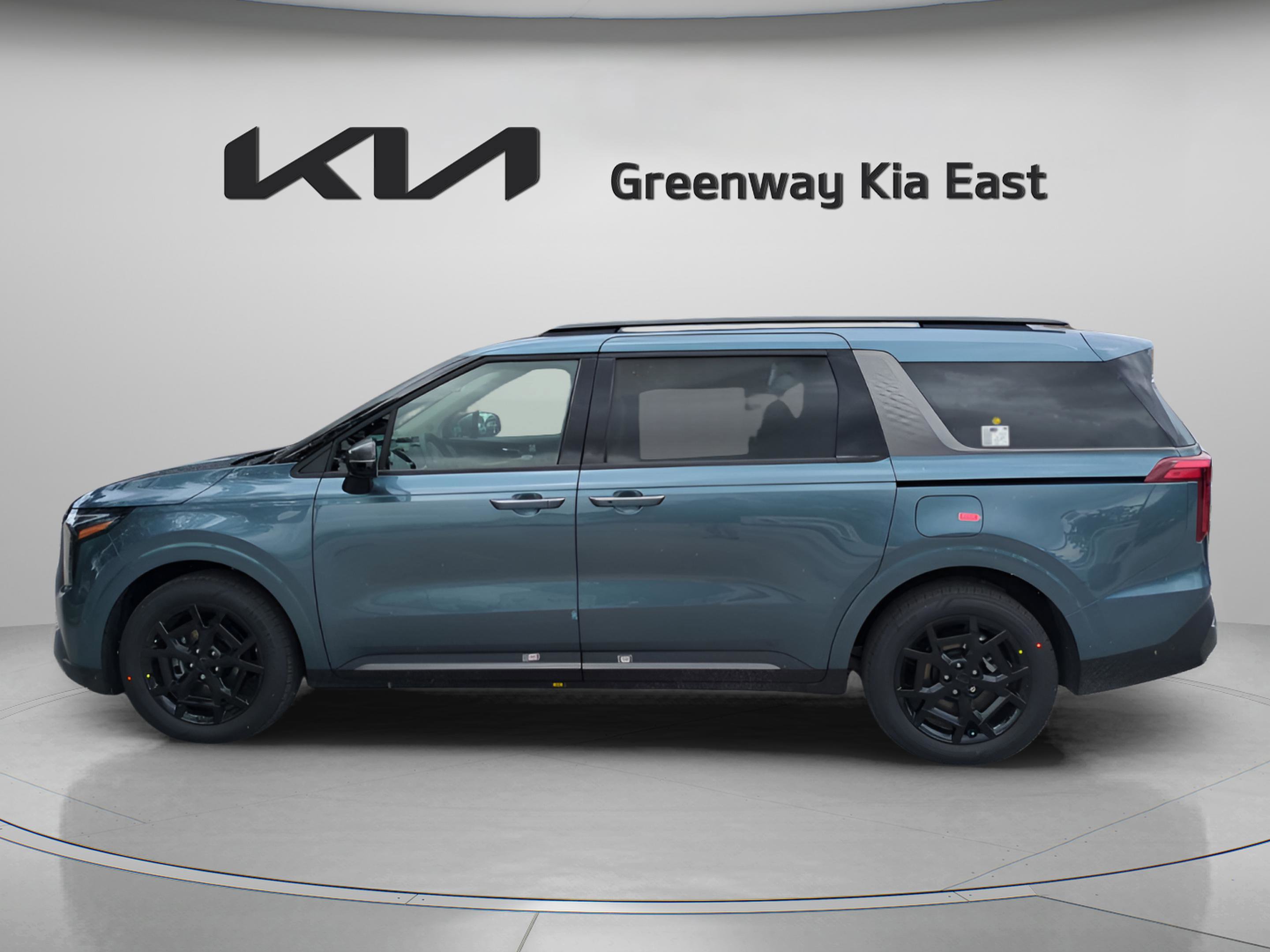 2026 Kia Carnival SX photo 4