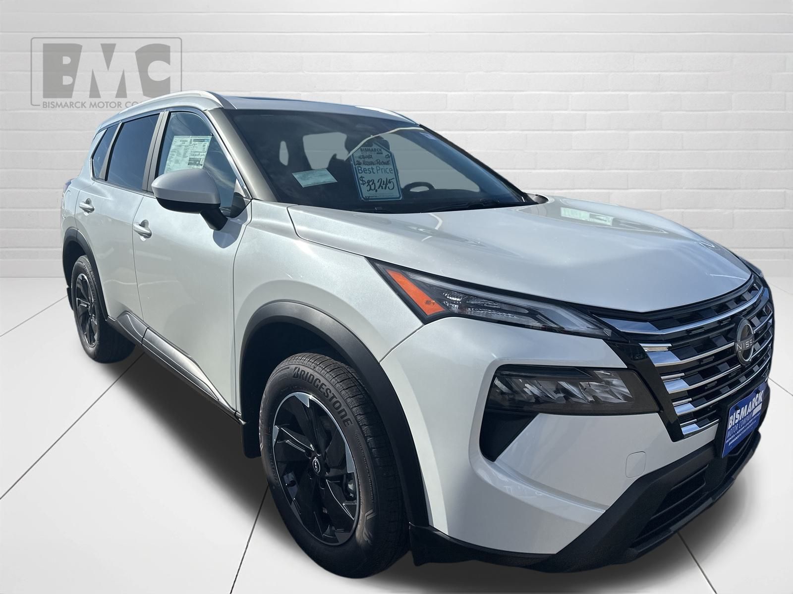 2026 Nissan Rogue SV photo 3