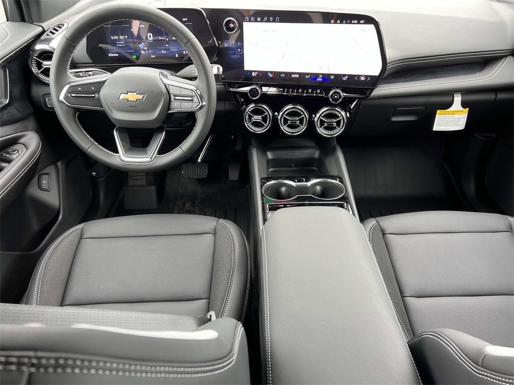 2026 Chevrolet Blazer EV photo 3