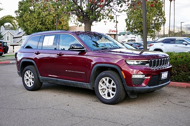 Certified Used 2023 Red Jeep Limited image 5