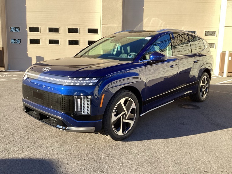 2026 Hyundai Ioniq photo 2