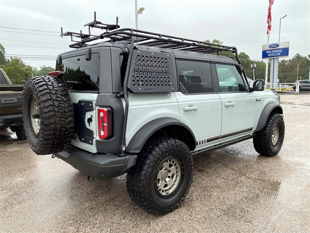 2021 Ford Bronco First Edition photo 3