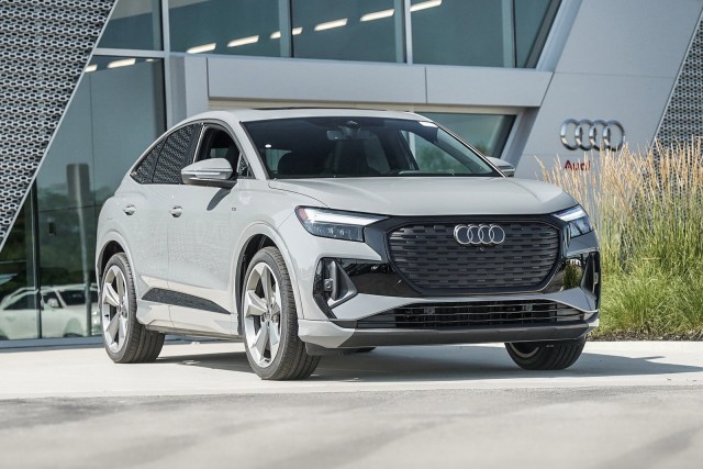 2025 Audi Q4 e-tron Sportback Premium Plus