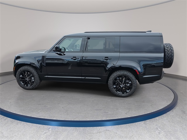 2025 Land Rover Defender 130 Outbound photo 2