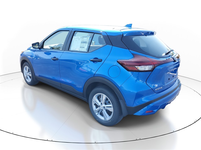 2025 Nissan Kicks Play S photo 3