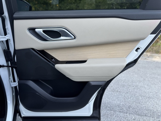 2022 Land Rover Range Rover Velar P250 R-Dynamic S photo 15