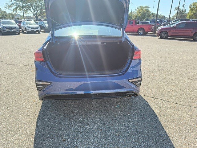 2020 Kia Forte FE LXS photo 13
