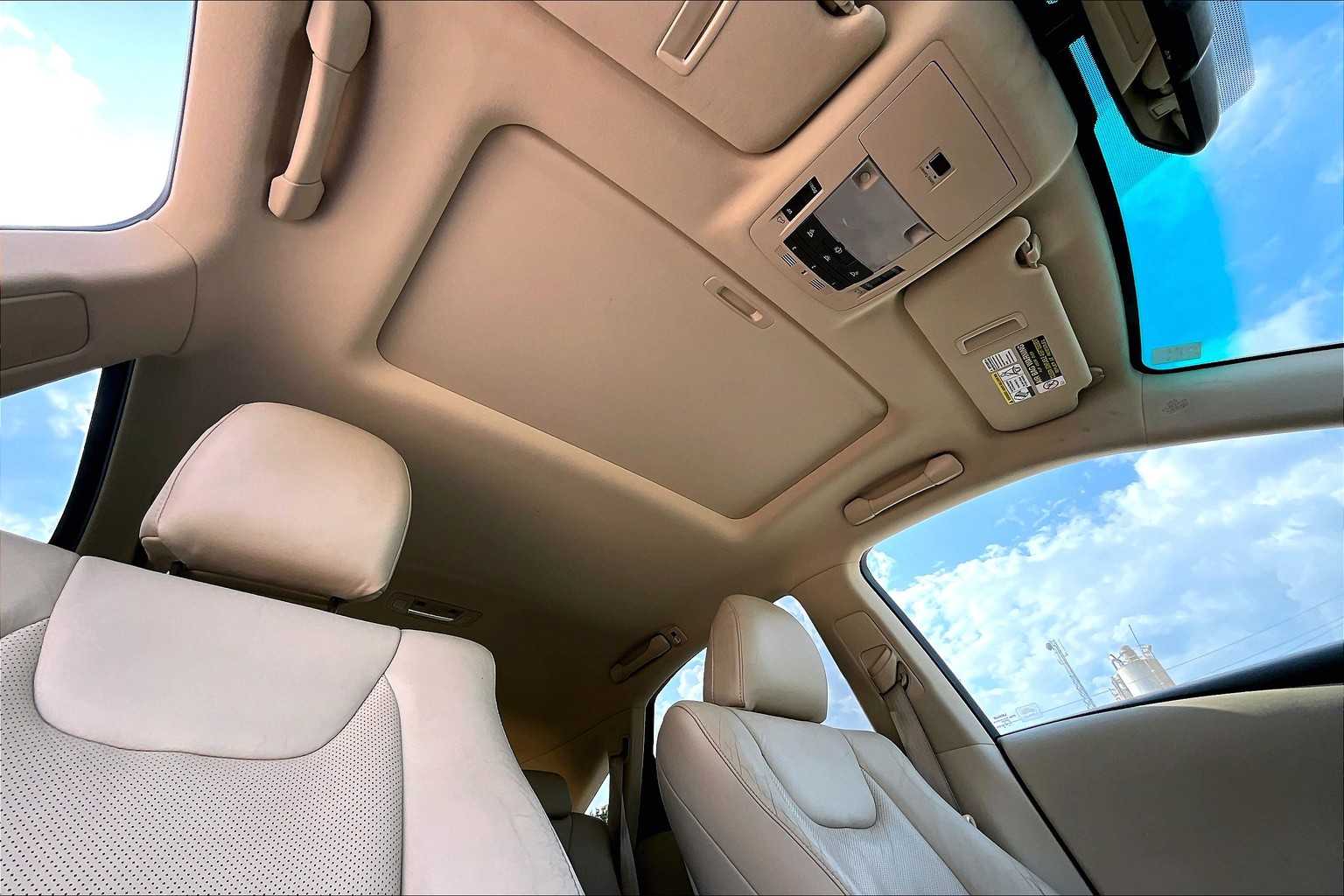 2010 Lexus RX 350 photo 12