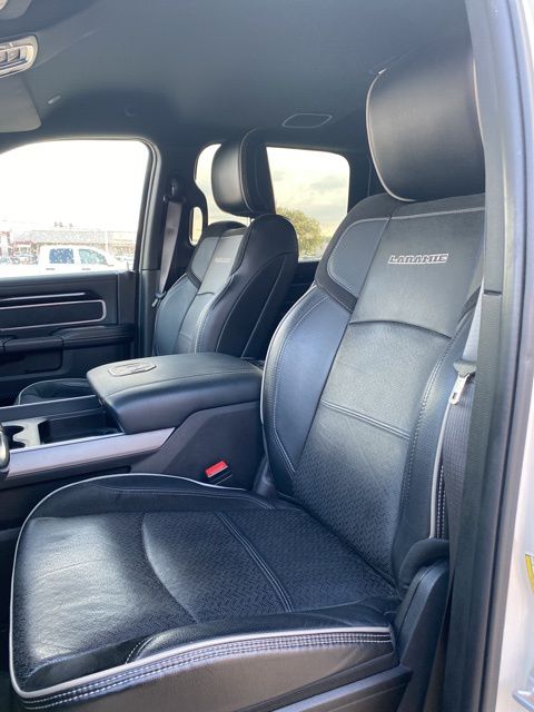 2022 Ram 3500 Laramie photo 7