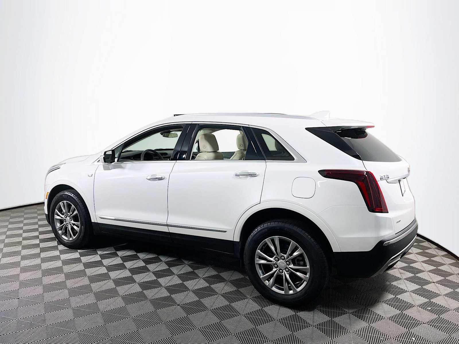 2022 Cadillac XT5 Premium Luxury photo 6
