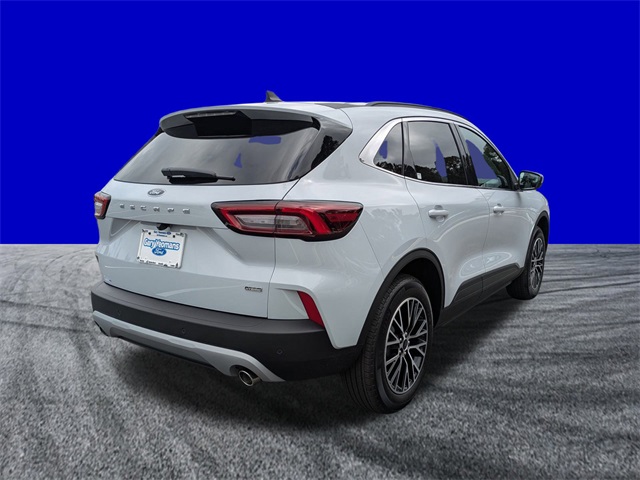 2026 Ford Escape Plug-In Hybrid photo 4