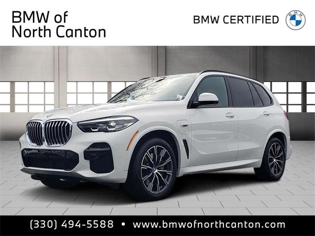 2023 BMW X5 45e's photo