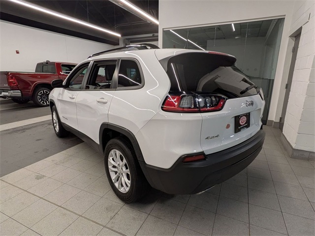 2022 Jeep Cherokee Latitude Lux photo 5