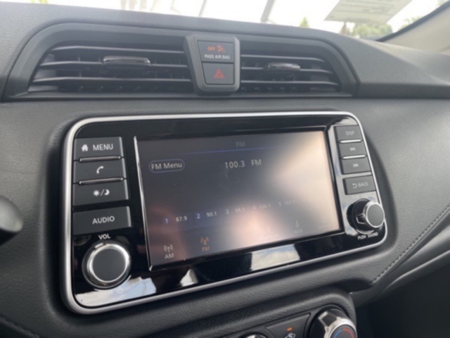 2025 Nissan Versa 1.6 S photo 11
