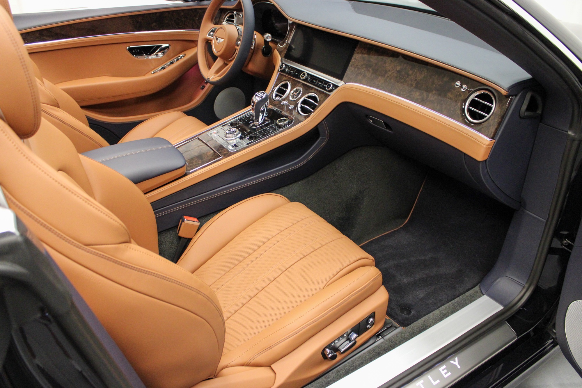 2026 Bentley Continental GTC photo 35