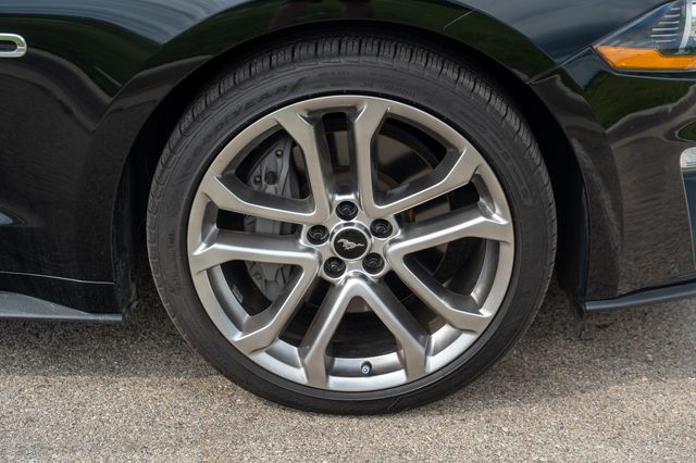 2022 Ford Mustang GT Premium photo 11
