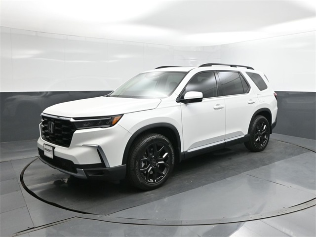 2025 Honda Pilot Touring's photo
