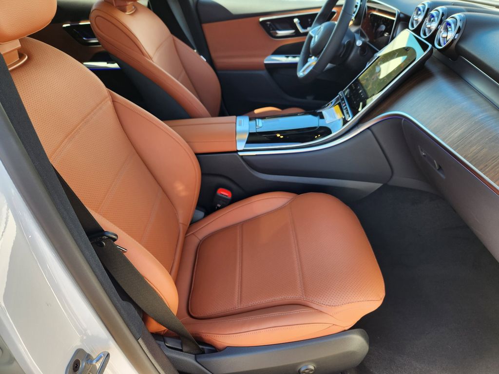 2026 Mercedes Benz GLC 300 4MATIC photo 14