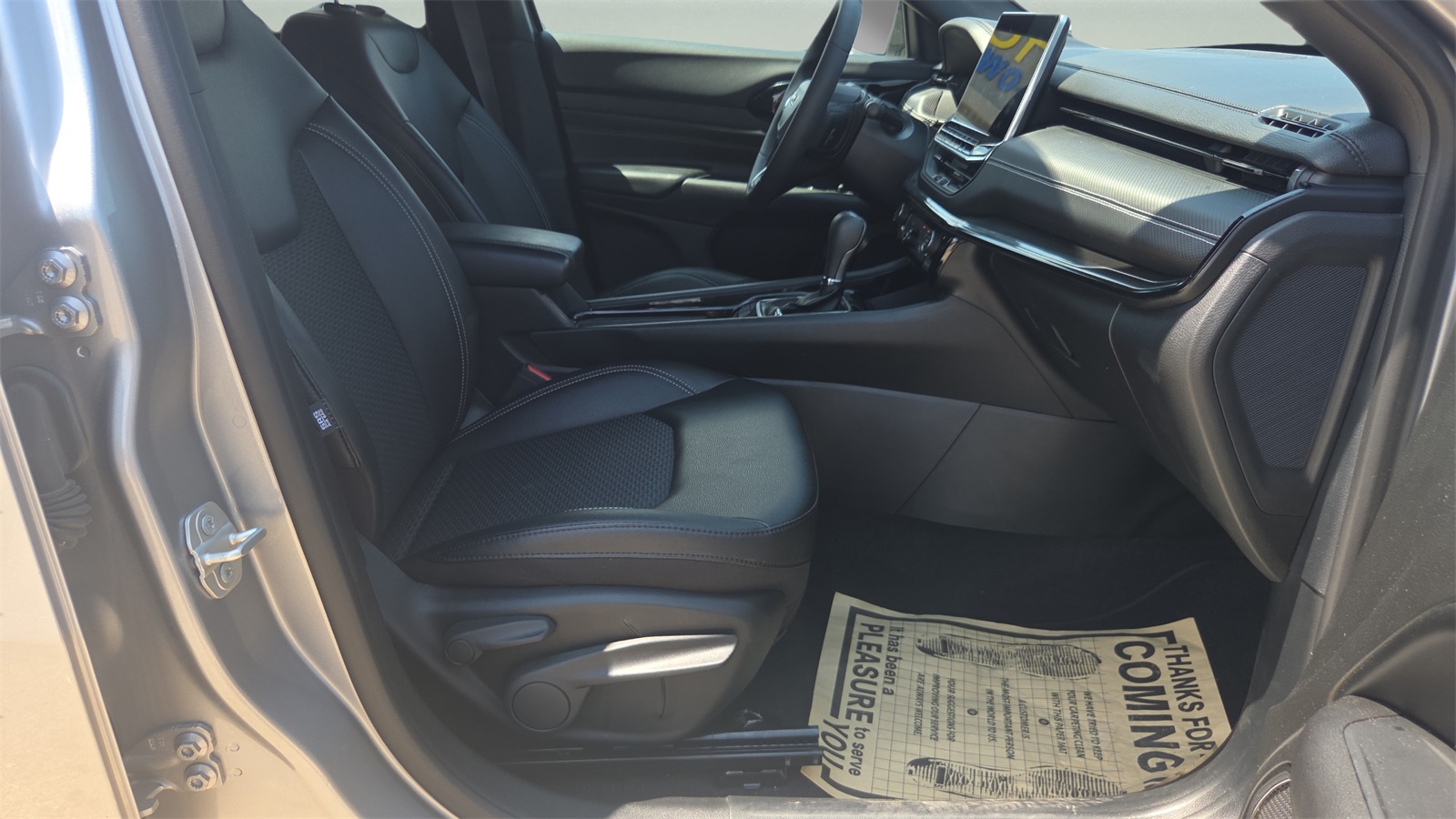 2024 Jeep Compass Latitude photo 12