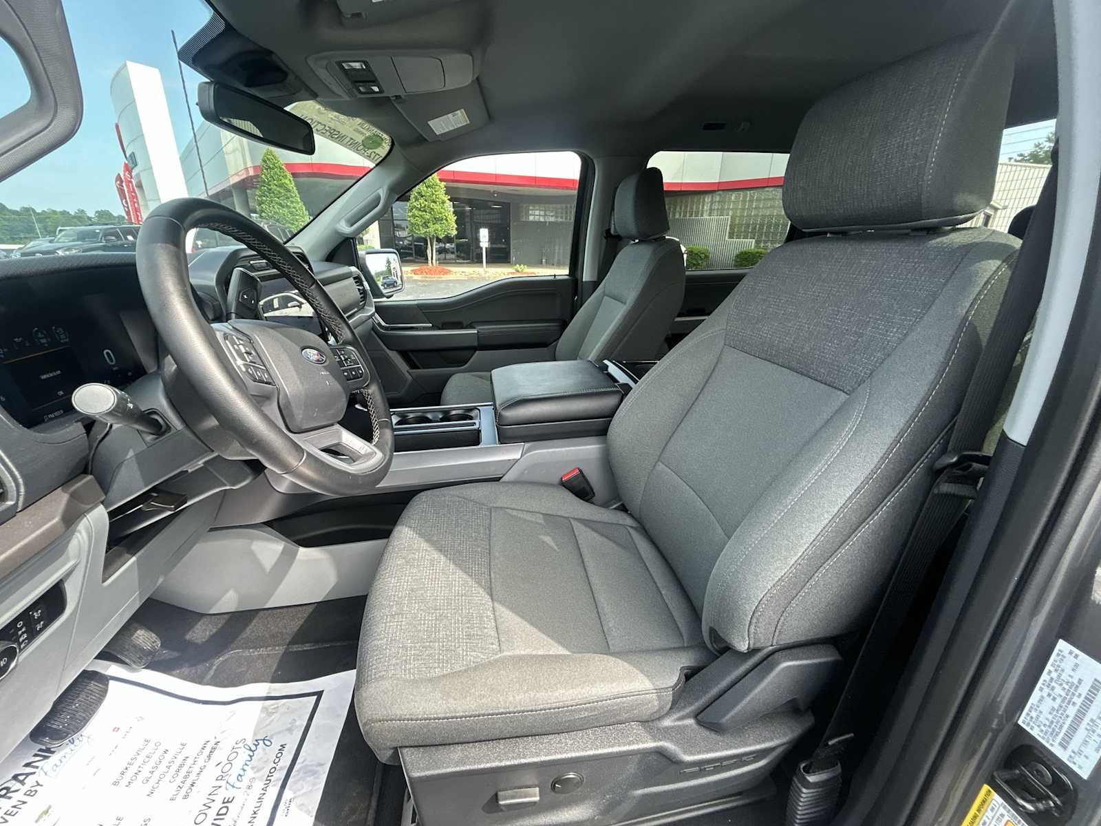 2024 Ford F-150 XLT photo 17