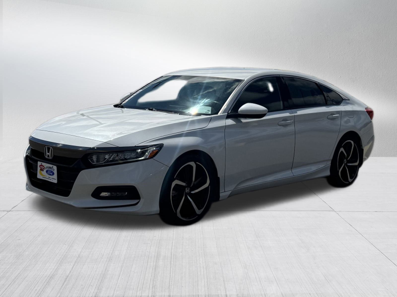 2018 Honda Accord Sport 1.5T photo 3