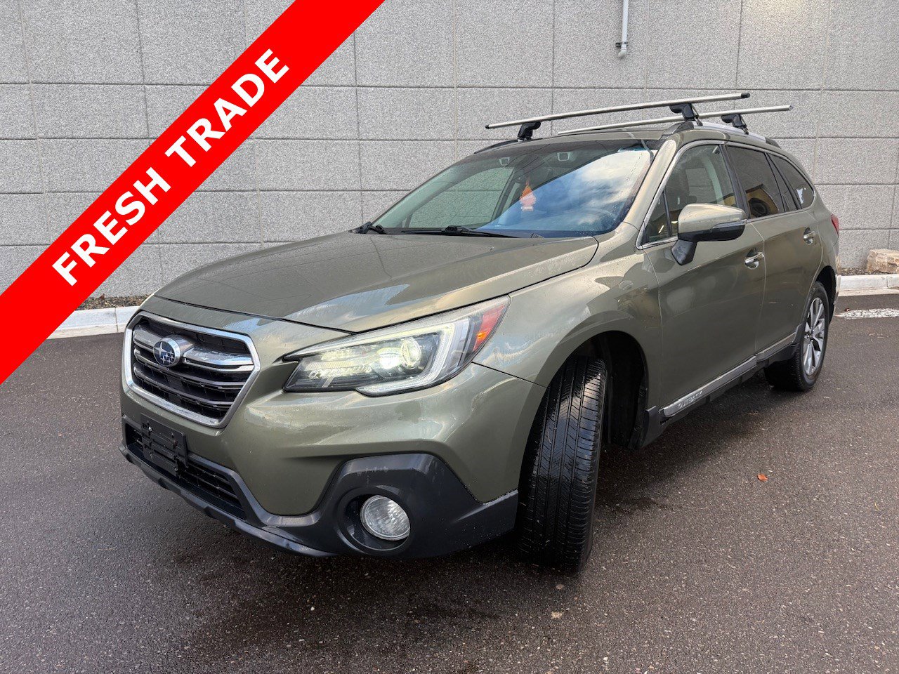 2019 Subaru Outback Touring's photo