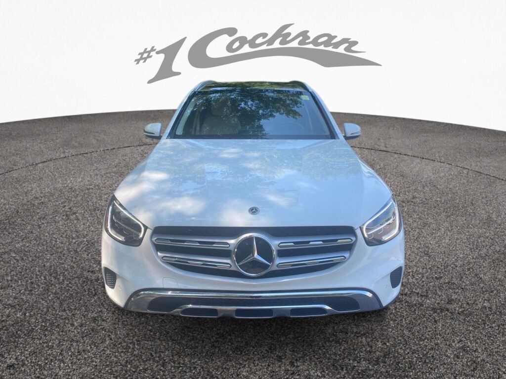 2022 Mercedes Benz GLC 300 4MATIC photo 2