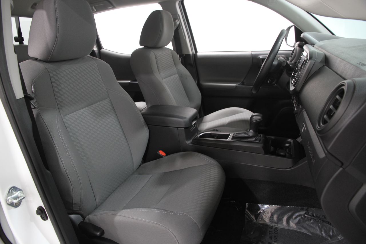 2023 Toyota Tacoma SR V6 photo 12