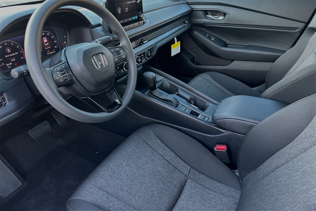 2025 Honda Accord SE photo 10