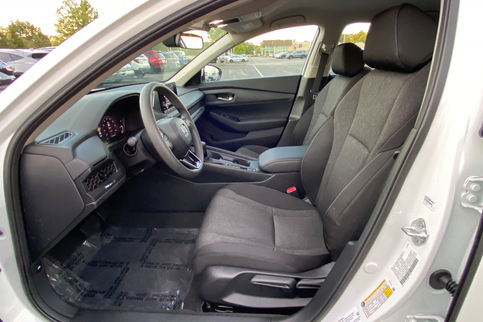 2025 Honda Accord LX photo 9