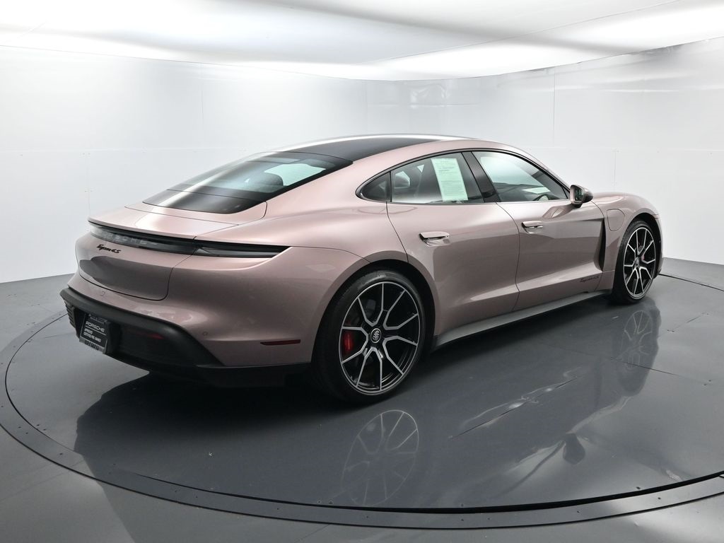 2022 Porsche Taycan 4S photo 13