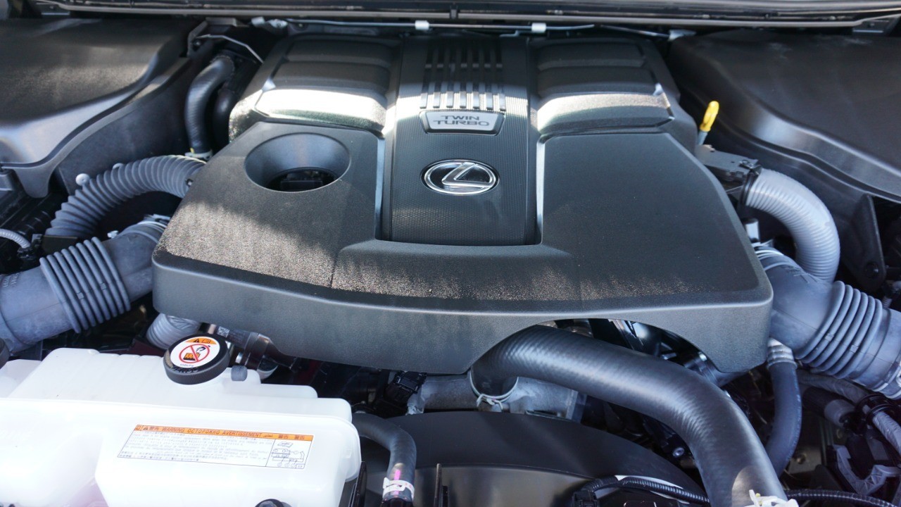 2024 Lexus GX 550 Luxury photo 32