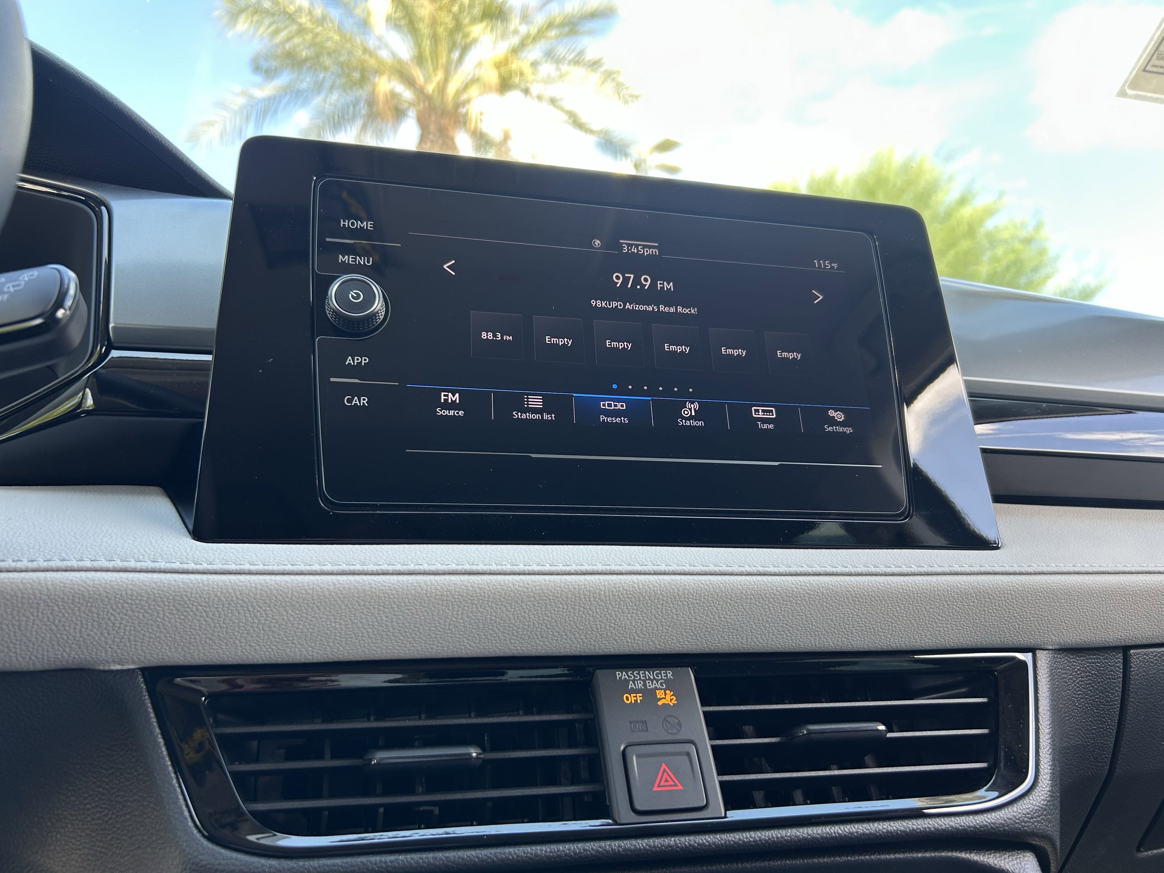 2025 Volkswagen Taos S photo 4