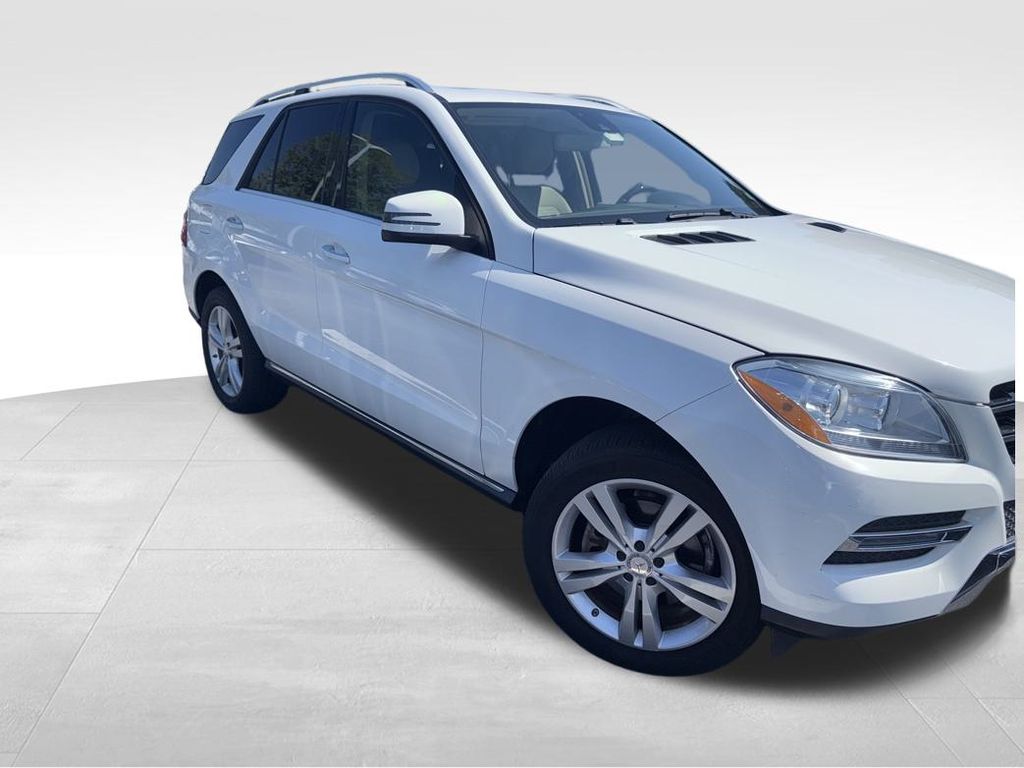 2014 Mercedes Benz ML 350 4MATIC photo 10